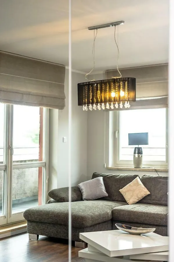 Super-Apartamenty Targi Poznanskie 0*, بوزنان بولندا
