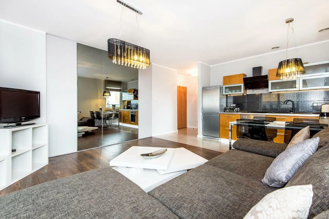 Super-Apartamenty Targi Poznanskie شقة