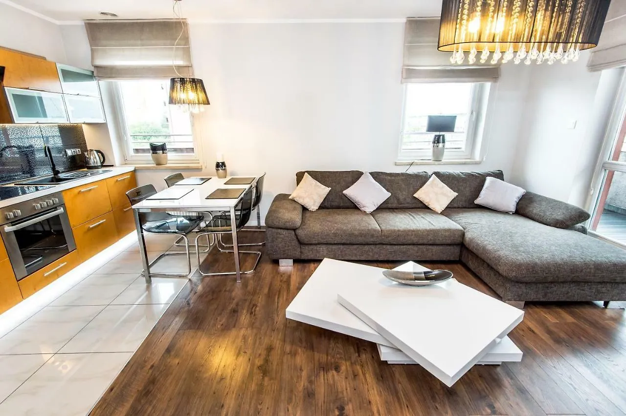 شقة Super-Apartamenty Targi Poznanskie بولندا