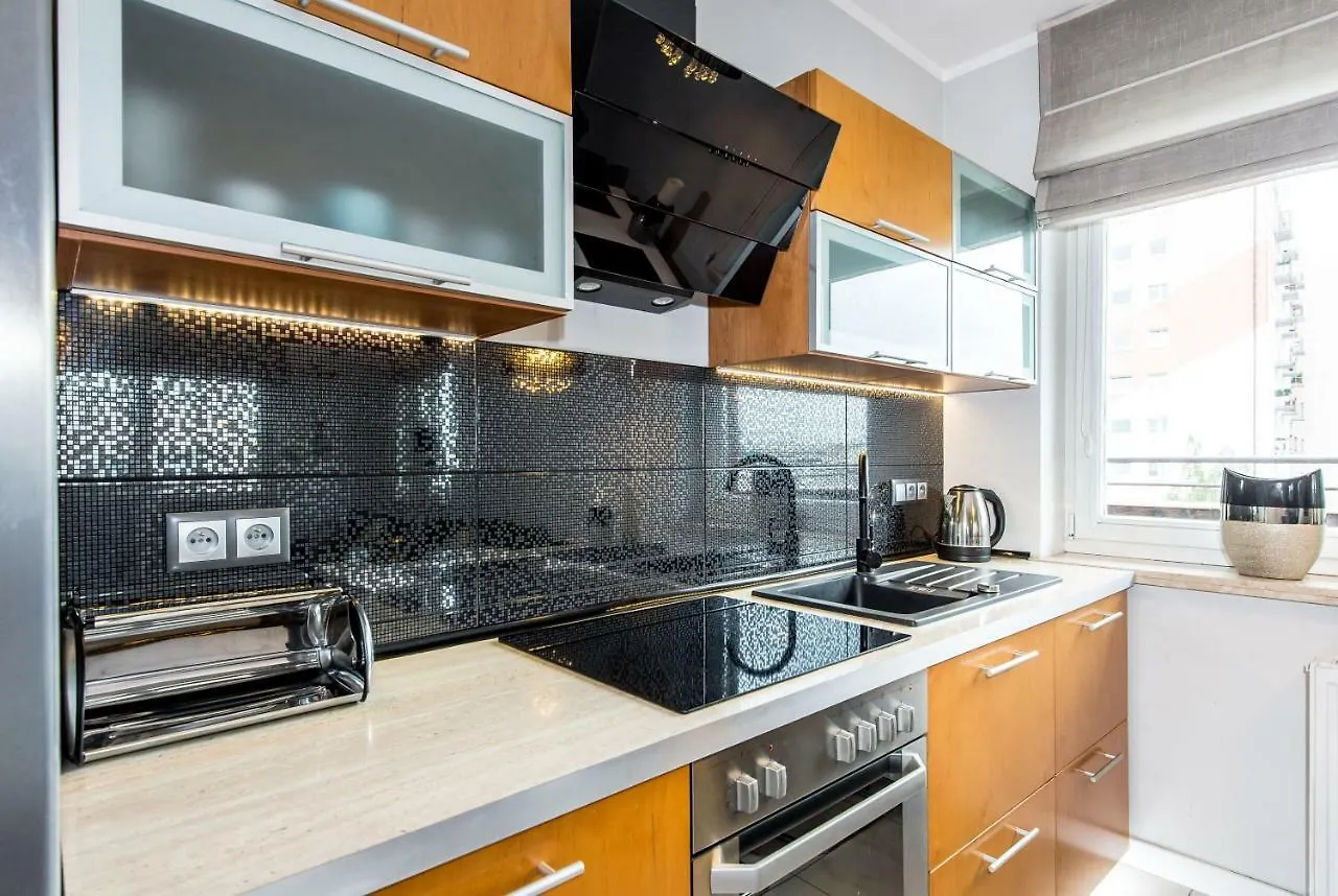 Super-Apartamenty Targi Poznanskie 0*, بوزنان